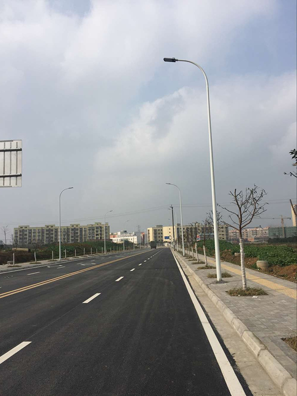 德阳罗江金山单臂路灯